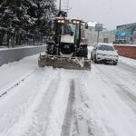 Nilüfer’de kar yağışına karşı kesintisiz mesai